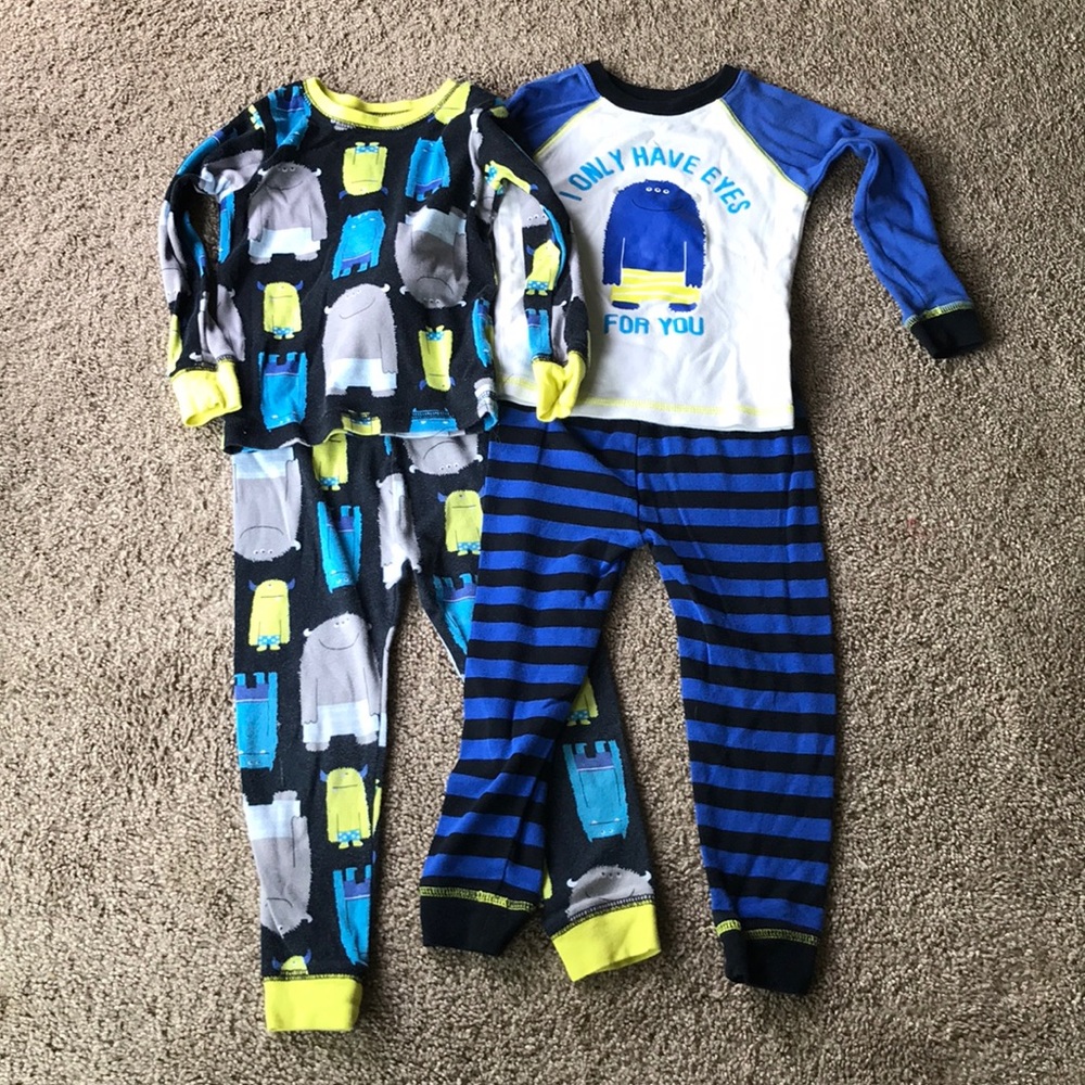 Carters monster pj’s